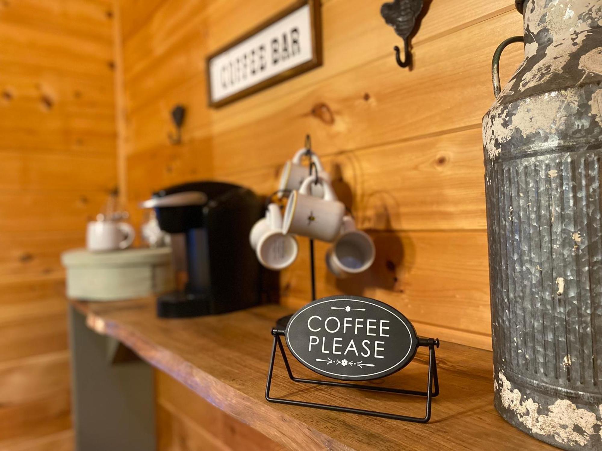 The Cozy Lazy Laurel With Year-Round Mountain Views, Hot Tub, Fire Pit Villa Cherry Log Exterior photo